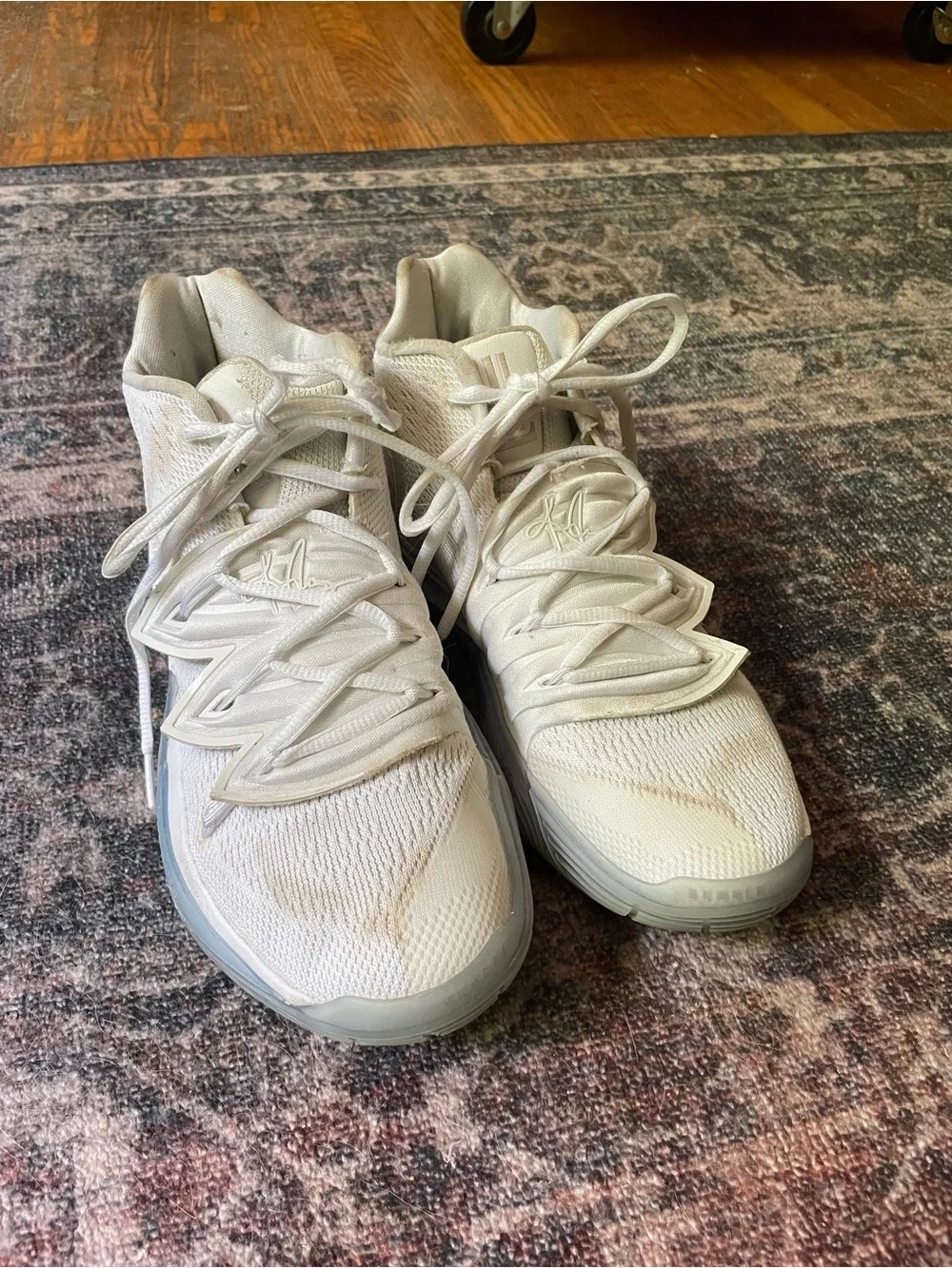 🏀Nike Kyrie 5🏀